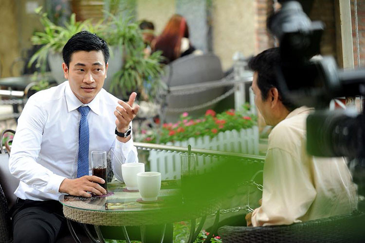 Chia sẻ trên Vietnamnet, Đặng Thu Thảo cho rằng chồng sắp cưới không phải là đại gia về tiền bạc nhưng là đại gia về tình cảm.