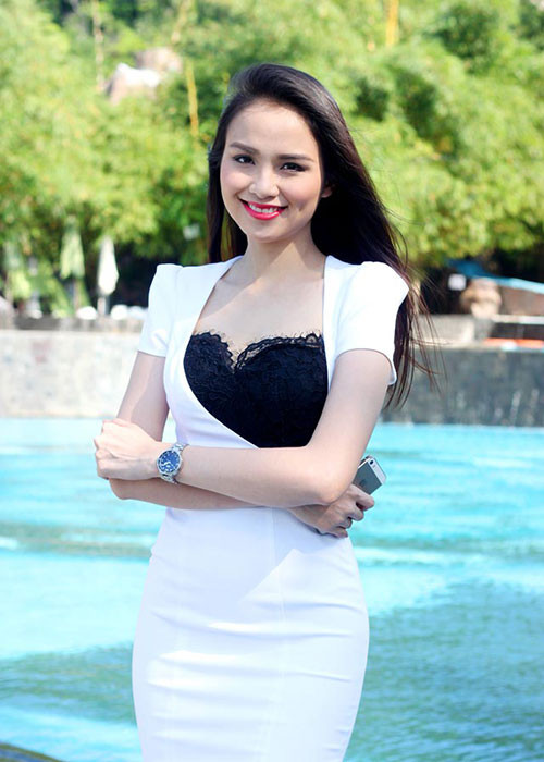 Hình ảnh Diễm Hương khoe nhan sắc hút hồn tại một sự kiện vào năm 2013. Ảnh: Khampha