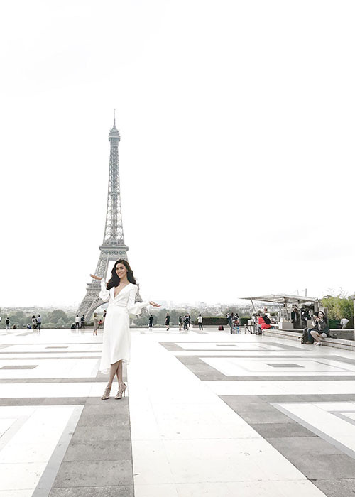 Lan Khuê từng tuyên bố sắp lên xe hoa nhưng khẳng định vẫn sẽ hoạt động nghệ thuật.