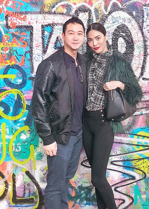 Là người kín tiếng, Lan Khuê hiếm khi chia sẻ chuyện tình cảm của cô và Tuấn John.