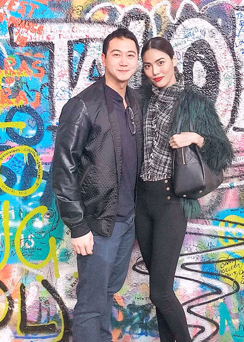 Là người kín tiếng, Lan Khuê hiếm khi chia sẻ chuyện tình cảm của cô và Tuấn John.