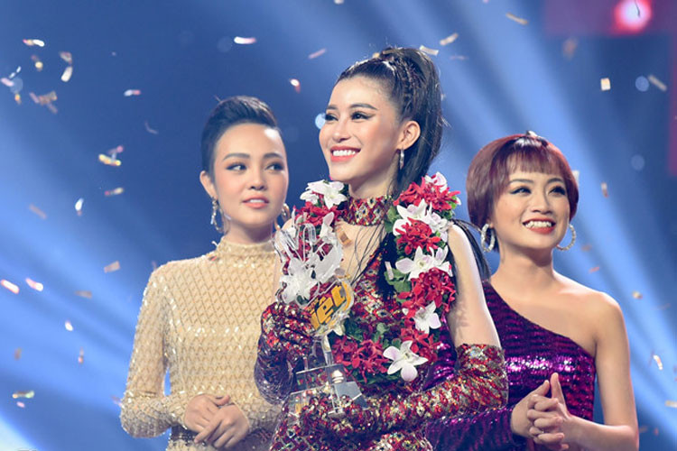 Chung kết cuộc thi The Voice 2018 vừa khép lại với chiến thắng thuộc về Trần Ngọc Ánh. Ảnh: Zing