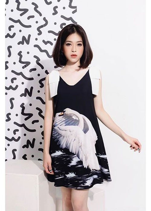 Nàng á hậu sinh năm 1998 làm người mẫu ảnh từ sớm. Ảnh: FBNV