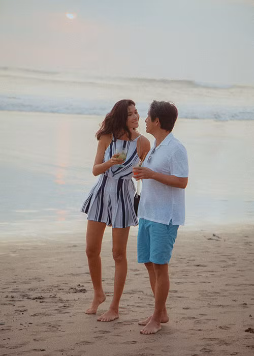 Trang Lạ được ông xã cưng chiều. Từ khi kết hôn, cặp đôi thường xuyên đi du lịch hâm nóng tình cảm vợ chồng.