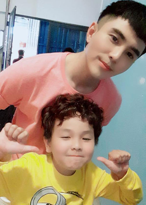 Đến nay, cậu nhóc 9 tuổi này đã có gia tài phim ảnh mà nhiều bạn nhỏ mơ ước.