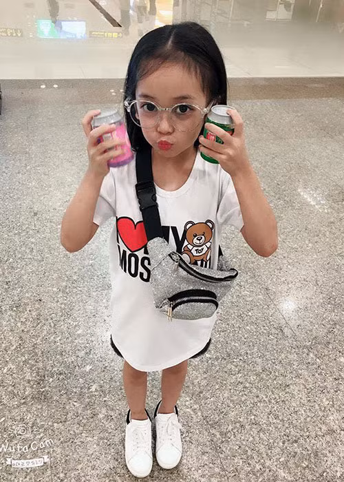 Năm 2017, Diệp Anh gây chú ý khi tham gia diễn xuất trong bộ phim đầu tay “Ngược chiều nước mắt”.