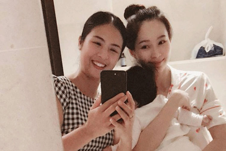 Đặng Thu Thảo từng tâm sự, đối với cô việc làm mẹ là điều tuyệt vời nhất thế gian.