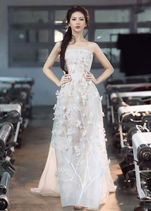 Trước Siêu mẫu Việt Nam 2018, người đẹp đến từ Hà Nội chinh chiến khá nhiều cuộc thi nhan sắc.