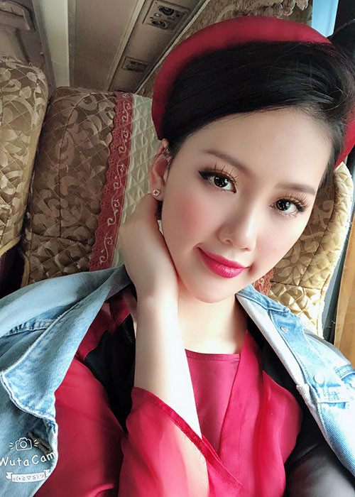 Quỳnh Hoa cũng từng tham gia cuộc thi Hoa hậu Biển Việt Nam Toàn cầu 2018 nhưng sớm dừng bước.