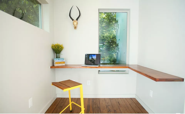 Hãy tận dụng từng góc nhỏ trong ngôi nhà và biến chúng thành nơi làm việc theo cách này.