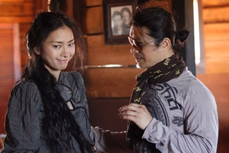 Sau "Dòng máu anh hùng", người đẹp tham gia diễn xuất trong nhiều bộ phim điện ảnh gây sốt phòng vé như "Bẫy rồng", "Lửa Phật”. Ảnh: Zing