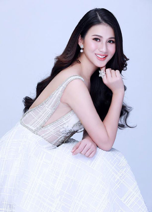 Theo Công Lý, Thái Mỹ Linh từng tốt nghiệp ngành Kinh doanh Cảng tại Học viện Hàng không.