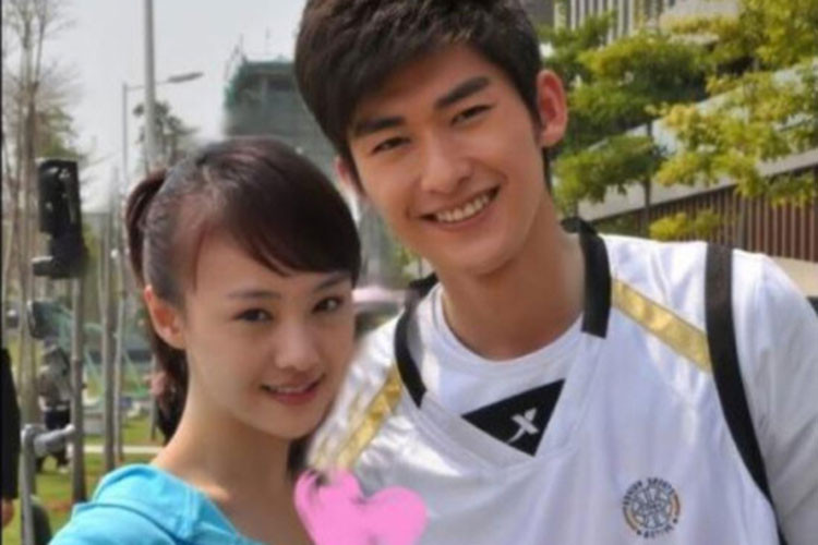 Nữ diễn viên Trịnh Sảng từng hẹn hò Trương Hàn sau khi đóng chung phim "Vườn sao băng". Tuy nhiên, sau 5 năm gắn bó, cặp đôi này chia tay. Ảnh: Sina