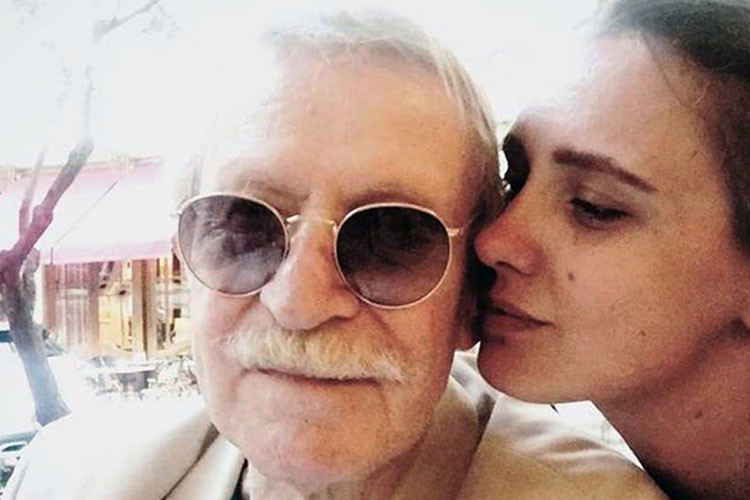 Cặp đôi ông cháu của showbiz Nga cho hay họ không thể sống mà không có nhau.