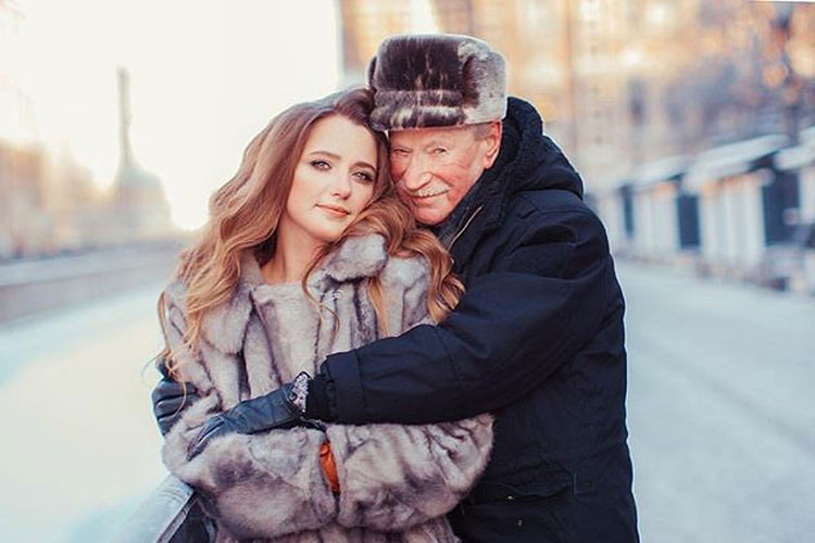 Ivan gặp Natalia khi dạy học tại một trường đại học và cô là một trong số những học trò của ông.