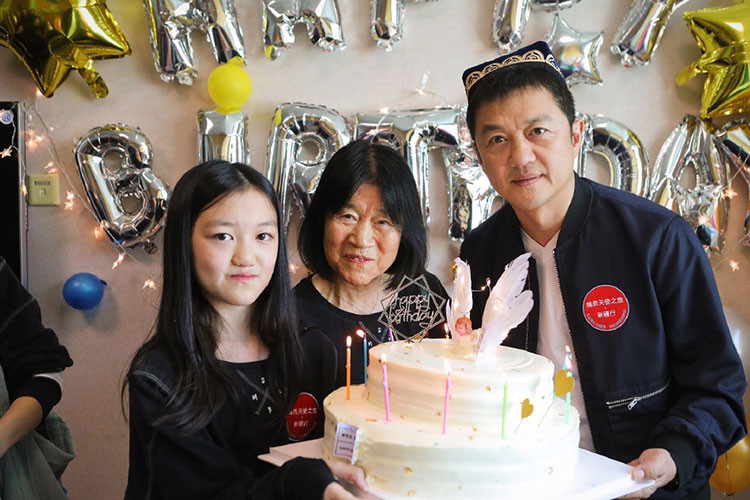 Nam diễn viên phim "Tiếu ngạo giang hồ" đã chính thức bước sang tuổi 47.