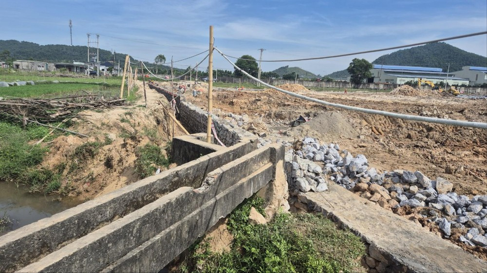 Ho so Cong ty Dai Dung Nghi Son pha kenh thuy loi xay nha may