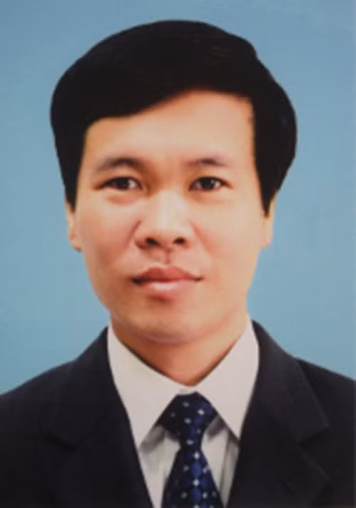 Đồng chí Võ Văn Thưởng - Bí thư thứ nhất nhiệm kỳ IX (2007-2011) sinh ngày 13-12-1970, quê quán: Xã An Phước, huyện Măng Thít, tỉnh Vĩnh Long. Chức vụ: Ủy viên Bộ Chính trị khóa XII, XIII; Bí thư T.Ư Đảng khóa XII, XIII; Thường trực Ban Bí thư khóa XIII; Ủy viên T.Ư Đảng khóa X (dự khuyết), XI, XII, XIII; nguyên Trưởng Ban Tuyên giáo T.Ư; Đại biểu Quốc hội khóa XII, XIV. Đồng chí được tặng Huy chương Vì thế hệ trẻ; Huân chương Lao động hạng Ba. 