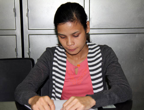 Nghi phạm đã giả danh là bác sĩ vào nói với phụ sản đưa cháu đi xét nghiệm nhưng sau đó không trở lại. Sau 5 ngày, Phòng Cảnh sát hình sự Hà Nội xác định và bắt giữ nghi phạm là Nguyễn Thị Lệ (SN 1982, quê Bắc Giang).