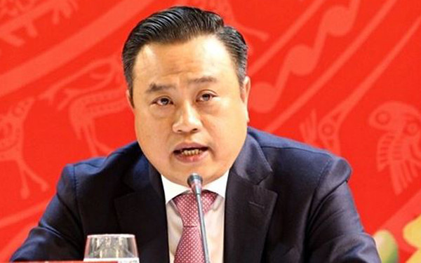 Ông Trần Sỹ Thanh 51 tuổi, trình độ thạc sĩ Kinh tế, cử nhân Tài chính, kế toán, quê ở huyện Thanh Chương, tỉnh Nghệ An. Ông là Ủy viên Trung ương Đảng khóa XI (dự khuyết), XII, XIII.