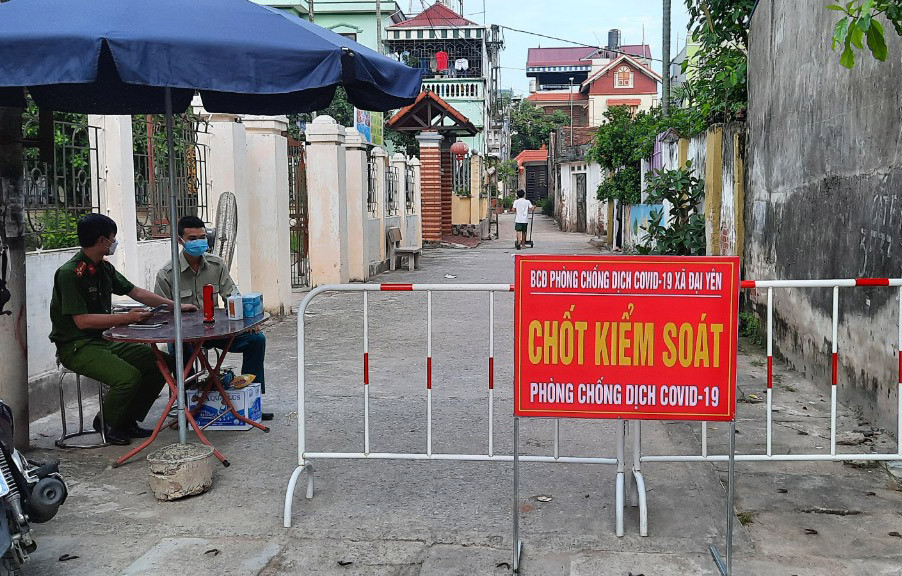 Nu cong nhan F0 o Chuong My keo theo 786 truong hop lien quan