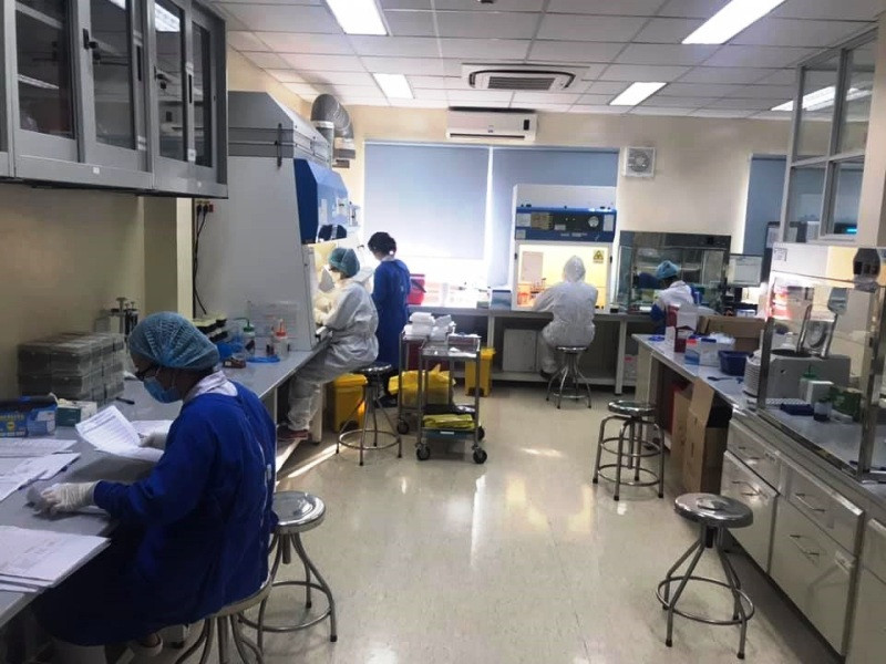 Don trang thiet bi y te cho cuoc chien COVID-19 phia Nam-Hinh-2