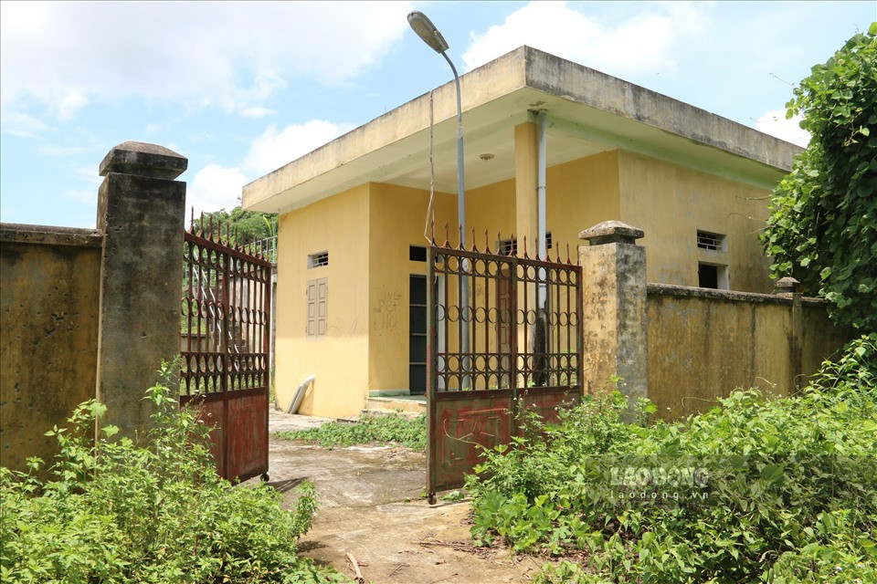 Công trình bể lọc nước sạch cung cấp cho khu tái định cư Mai Sơn, xã Yên Nghiệt, huyện Lạc Sơn (Hòa Bình) do UBND tỉnh Hòa Bình làm chủ đầu tư và đưa vào sử dụng năm 2010 nhằm cung cấp cho người dân đến định cư tại đây.