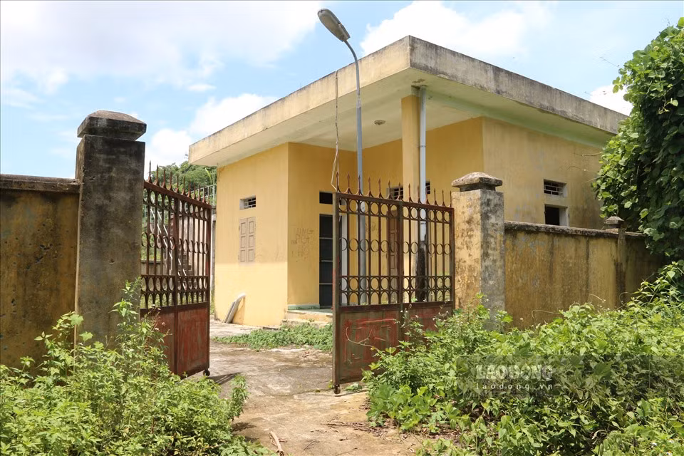 Công trình bể lọc nước sạch cung cấp cho khu tái định cư Mai Sơn, xã Yên Nghiệt, huyện Lạc Sơn (Hòa Bình) do UBND tỉnh Hòa Bình làm chủ đầu tư và đưa vào sử dụng năm 2010 nhằm cung cấp cho người dân đến định cư tại đây.