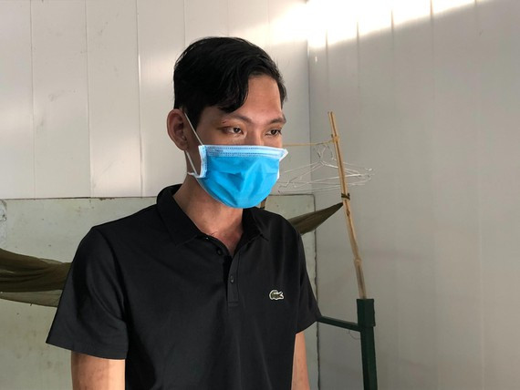  Bắt tạm giam đối tượng chống người thi hành công vụ tại khu cách ly: Ngày 11/7, cơ quan CSĐY Công an TP Cà Mau đã khởi tố bị can và bắt tạm giam đối với Nguyễn Chí Hiếu Minh Thanh, SN 1999, ngụ huyện An Biên, tỉnh Kiên Giang về hành vi chống người thi hành công vụ. Tối ngày 4/7, Thanh đánh người cách ly tên Mướp. Sau đó, 2 cán bộ làm nhiệm vụ đảm bảo an ninh trật tự đến để làm việc. Tại đây, Thanh tiếp tục xông vào đánh một cán bộ tên H.