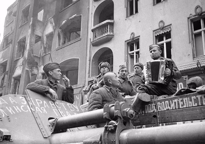 Phòng không Đức với nỗ lực không mệt mỏi đã tiêu diệt được 917 máy bay chiến đấu của Liên Xô - chiếm khoảng 15% số lượng máy bay mà hồng quân tung vào trận này. Nguồn ảnh: Sputnik.