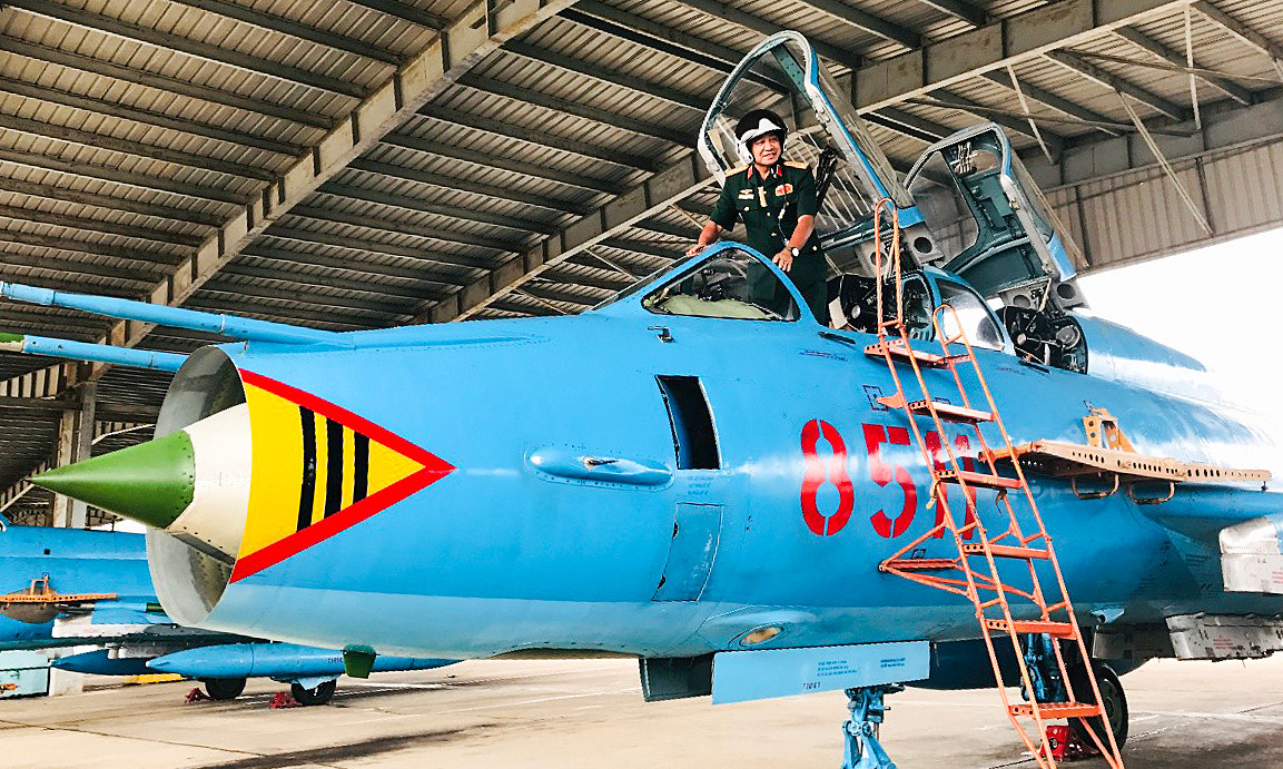 Để đáp ứng nhu cầu nâng cấp Su-22 phù hợp với yêu cầu tác chiến hiện đại. Nga và Pháp từng liên doanh cung cấp gói nâng cấp tiêm kích bom Su-22 lên chuẩn Su-22M5 với hệ thống điện tử cải tiến, trang bị thêm radar cùng với buồng lái hiện đại hơn.