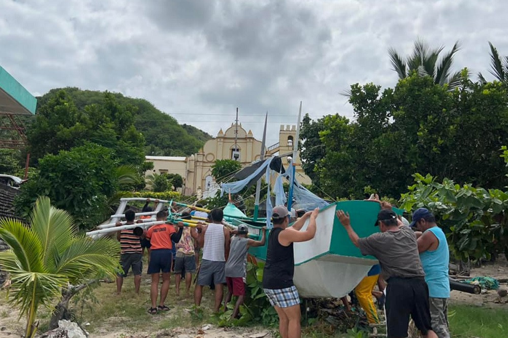 Nguoi dan Philippines chuan bi gi chong sieu bao Mawar?-Hinh-4