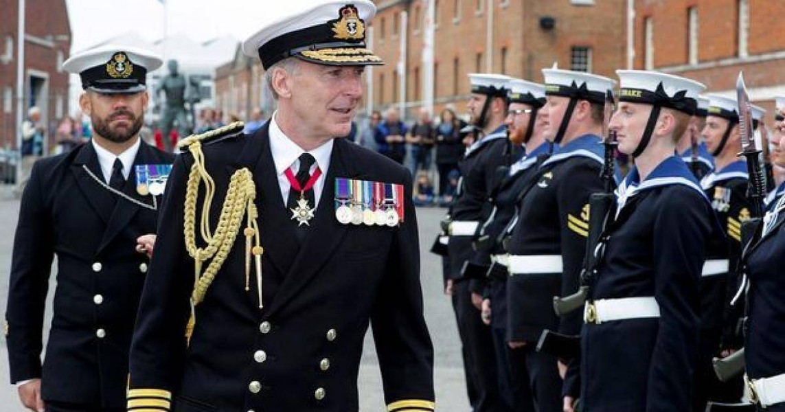 Trong tuyên bố của mình, Đô đốc Anthony Radakin xác nhận rằng quân đội quốc gia hiện có trong biên chế 200 xe tăng, nhưng chỉ 20% sẵn sàng chiến đấu.