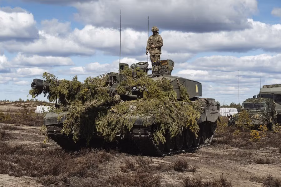 Xu hướng trên không chỉ gây lo ngại cho Vương quốc Anh mà còn cho toàn bộ liên minh quân sự NATO. Theo giới phân tích, đã đến lúc London phải giải quyết vấn đề này một cách toàn diện.