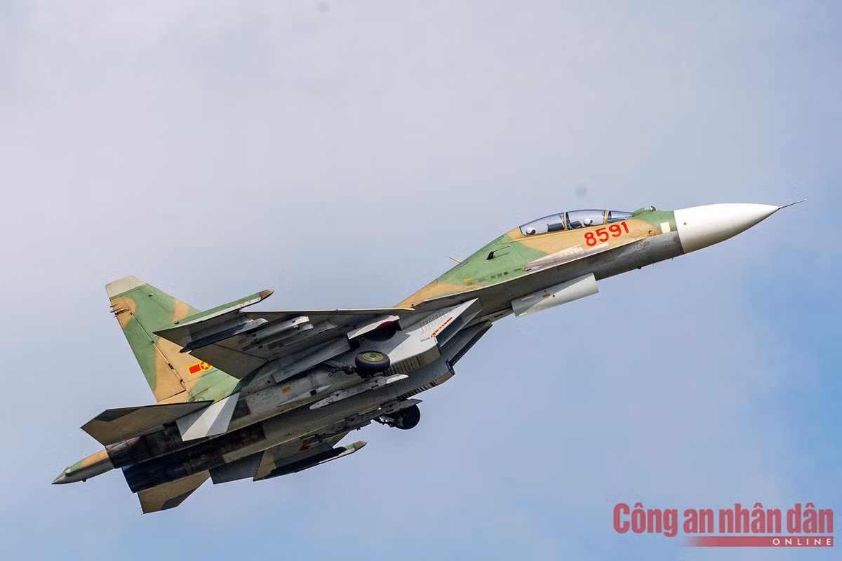 Lam chu “Ho mang chua” SU-30MK2-Hinh-9