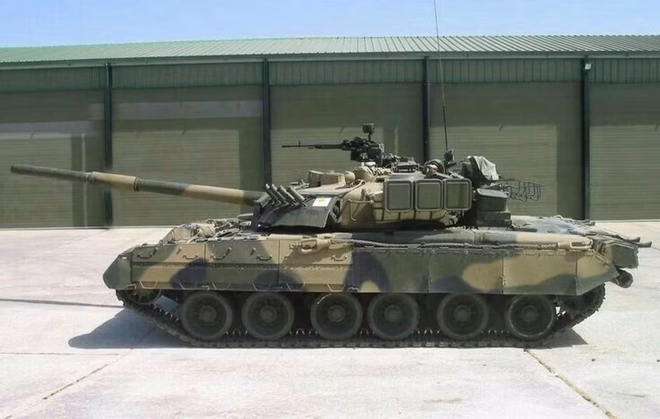 Nhưng nếu như hợp đồng "trao đổi vũ khí" được tiến hành, 200 xe tăng Merkava Mk 2/3 của Israel là quá đủ để thay thế 82 chiếc T-80U trong biên chế Quân đội Síp.