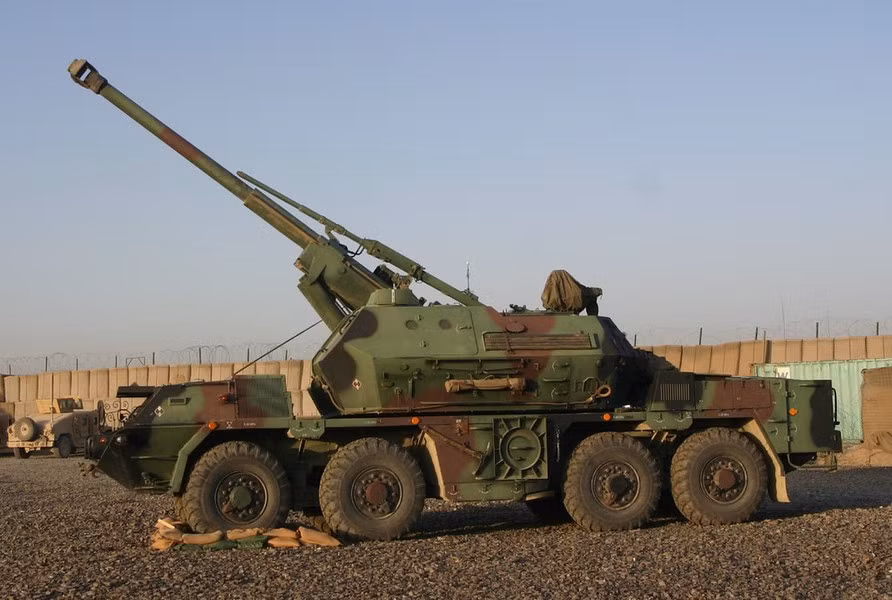 Số pháo tự hành nói trên sẽ được mang đi viện trợ cùng toàn bộ cơ số đạn pháo 152 mm còn lại trong kho dự trữ.