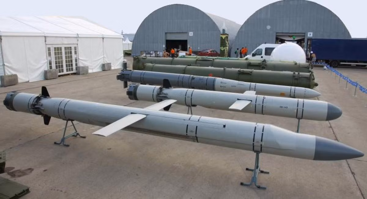 Đây được coi là loại tên lửa hành trình hiện đại và mạnh nhất thế giới hiện nay. Trong cuộc thử nghiệm gần nhất diễn ra trên biển Nhật Bản, tên lửa Kalibr của Nga đã tiêu diệt thành công mục tiêu giả định ở khoảng cách lên tới 1000 km.