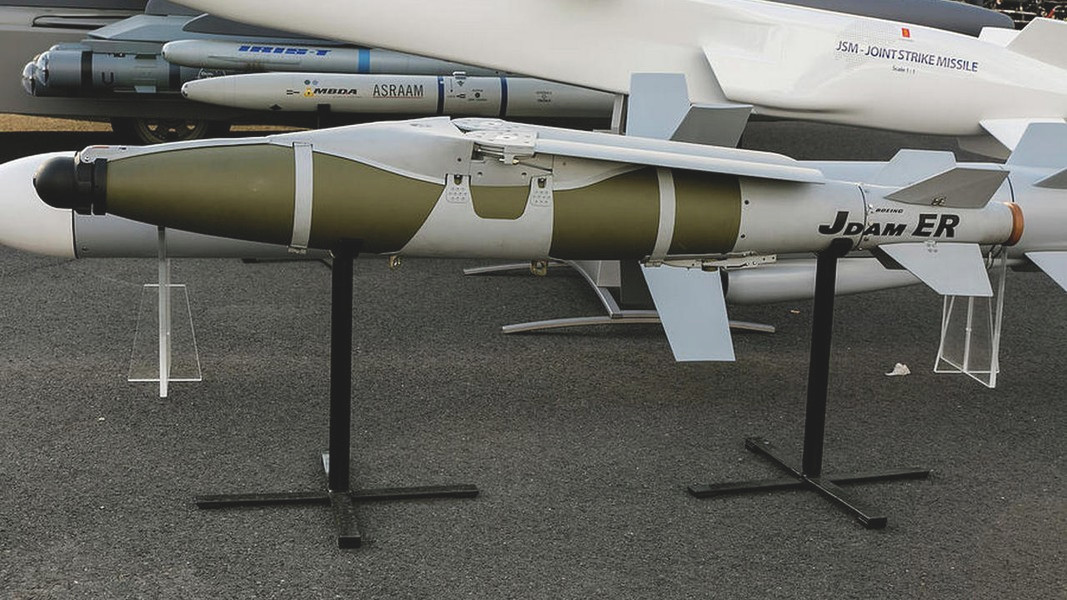 Dù vậy mới đây quan chức quốc phòng Mỹ thừa nhận nhiều bom dẫn đường JDAM-ER được Washington cung cấp cho Kiev trượt mục tiêu do bị lực lượng Nga gây nhiễu.
