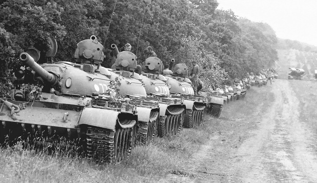 Vào thập niên 1970, mỗi chiếc T-54/55 có giá khoảng 115.000 USD, chỉ bằng 37% so với giá 1 chiếc M48 Patton của Mỹ.