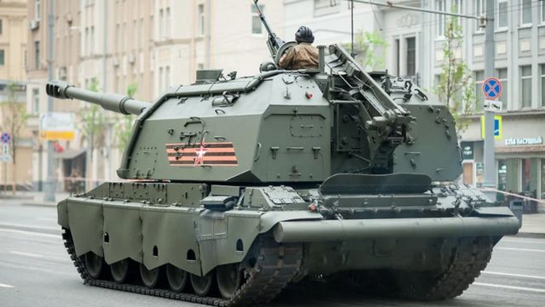 Các lựu pháo tự hành đã trải qua quá trình thử nghiệm nghiêm ngặt và đã được trưng bày trong một số cuộc duyệt binh. Rostec tiết lộ việc sản xuất quy mô lớn đối với 2S19M1 đã bắt đầu, mặc dù mức độ vẫn chưa được tiết lộ.