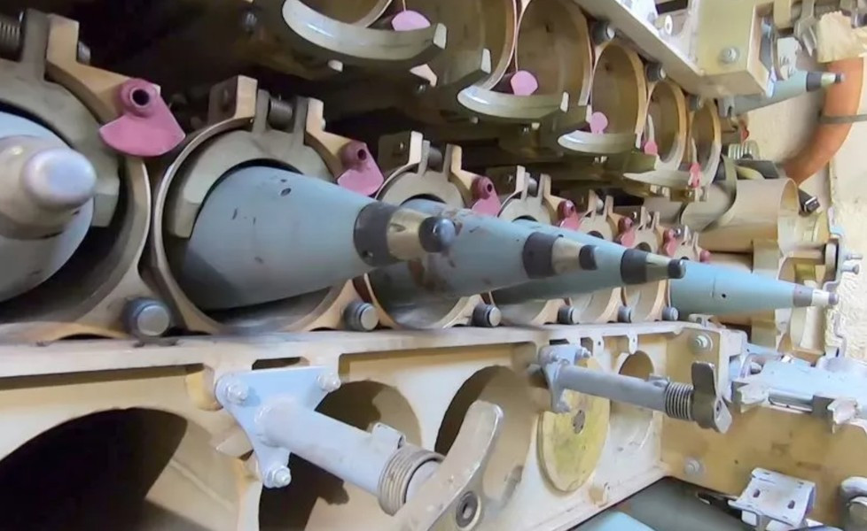 Theo Tập đoàn công nghệ nhà nước Nga Rostec, hệ thống pháo tự hành cỡ 152,4 mm hiện đại hóa nói trên được trang bị hệ thống điều khiển hỏa lực tự động, giúp chúng có thể hoạt động 24/7 trong mọi điều kiện thời tiết.