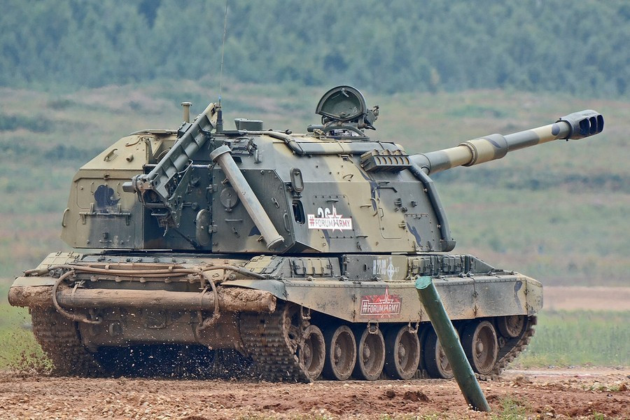 Thông số trên không phải là bất khả thi với các thông số kỹ thuật của 2S19M1. Tầm bắn tối đa của lựu pháo tự hành này với đạn thông thường là 24,7 km, nhưng đạn hỗ trợ bởi tầng đẩy phụ có thể vượt qua cự ly 40 km.