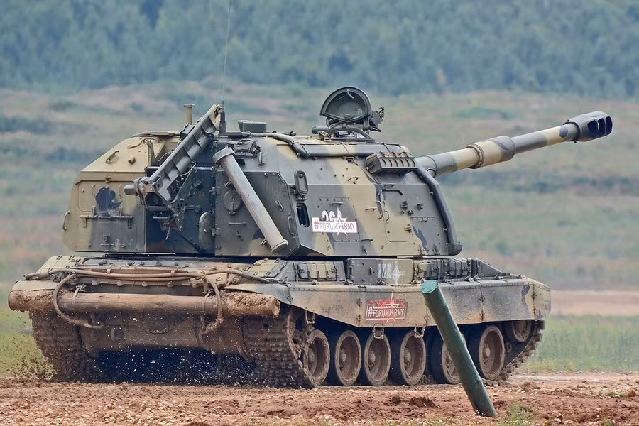 Thông số trên không phải là bất khả thi với các thông số kỹ thuật của 2S19M1. Tầm bắn tối đa của lựu pháo tự hành này với đạn thông thường là 24,7 km, nhưng đạn hỗ trợ bởi tầng đẩy phụ có thể vượt qua cự ly 40 km.