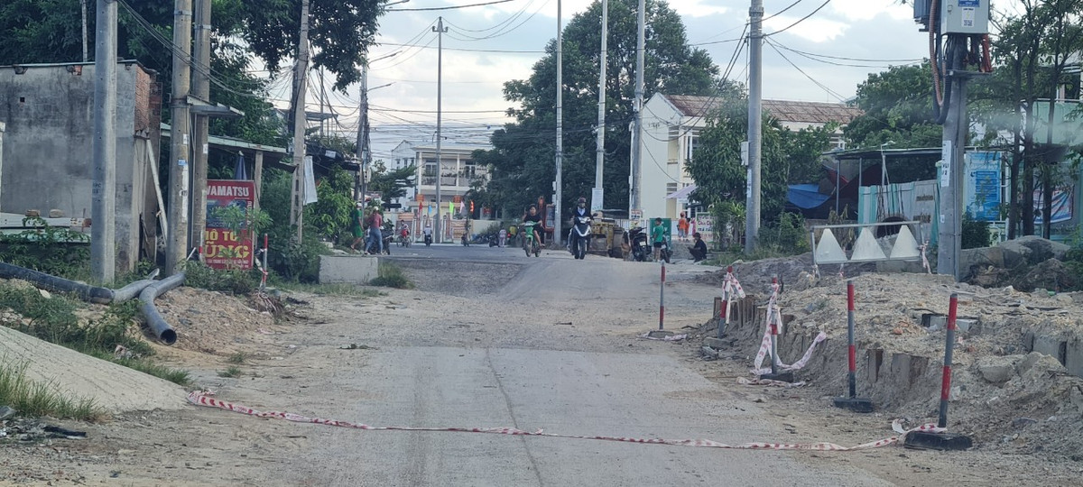 Dự án khởi công từ tháng 5/2020 với tổng kinh phí hơn 643 tỷ đồng do Ban Quản lý dự án đầu tư xây dựng các công trình giao thông Đà Nẵng làm chủ đầu tư.