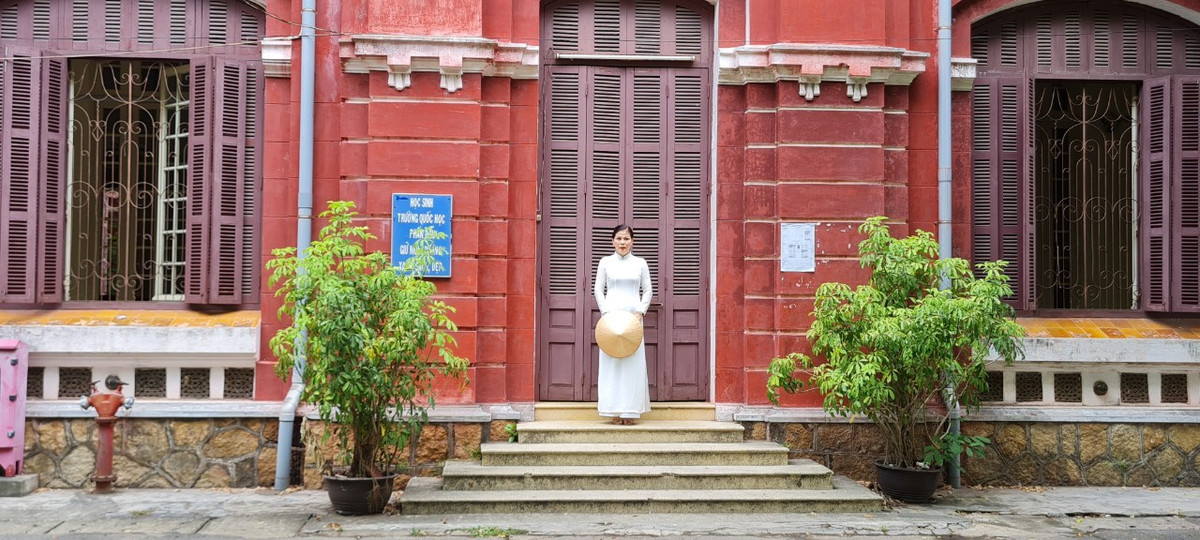 Chính vì vậy, Trường Quốc học cũng là một trong các địa điểm không thể bỏ qua đối với nhiều du khách khi đến với cố đô.