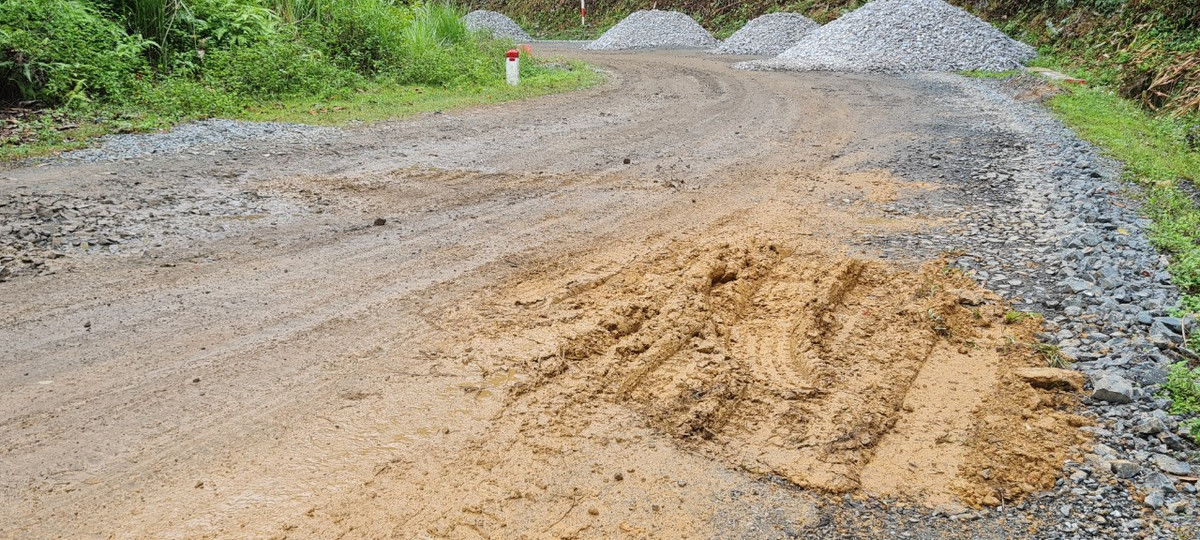 UBND tỉnh Quảng Nam cho biết các phương án do THACO đề xuất đều vướng mắc về pháp lý. Ngoài ra, phương án tài chính chưa đảm bảo. Như vậy, không chỉ việc đầu tư tuyến đường mới hoàn toàn không khả thi, cả hai phương án đầu tư theo hình thức BOT trên tuyến đường hiện có cũng bất thành.