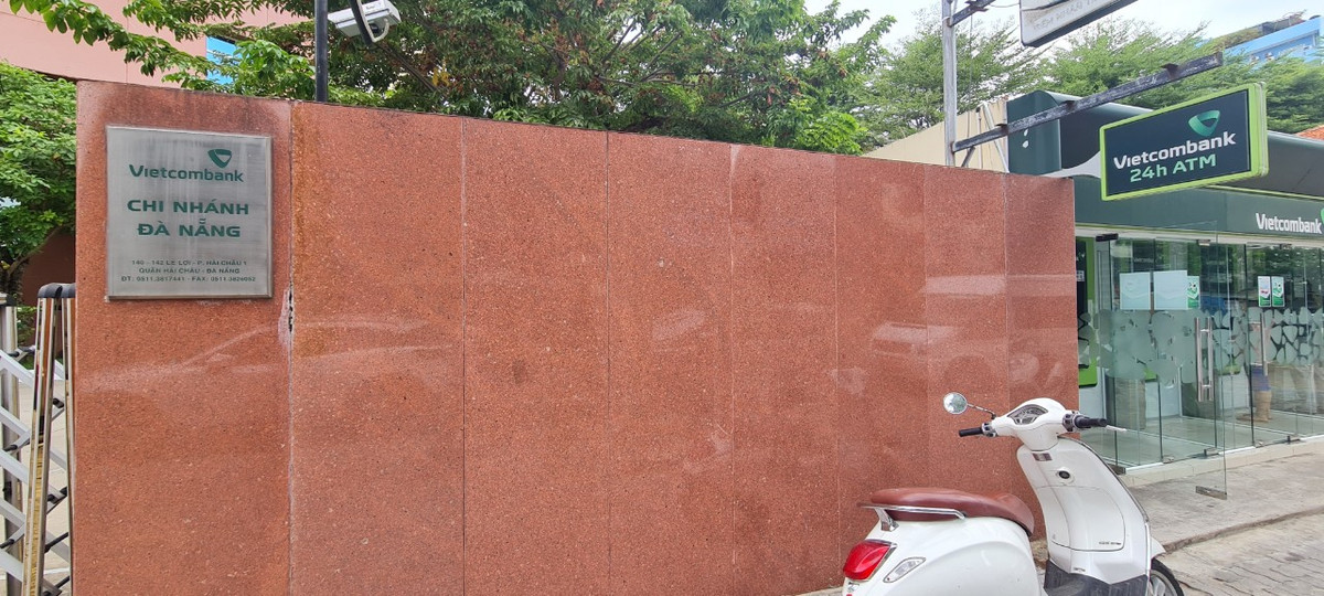 Theo kết luận 34/KL-TTCP ngày 8/1/2019 của Thanh tra Chính phủ, từ năm 2010 – 2016, Đà Nẵng đã chuyển đổi 52 cơ sở nhà đất công sản sang mục đích khác.