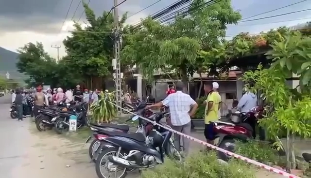 Bước đầu làm việc với cơ quan công an, ông Hải thừa nhận gia đình đầu tư trang trại heo, song làm ăn thất bại, nợ nần không có khả năng chi trả. Trong cơn túng quẫn, ông đã lên kế hoạch đầu độc cả gia đình. Ông Hải tìm hiểu rồi lên mạng mua bình khí CO, sau đó tham khảo cách sử dụng.