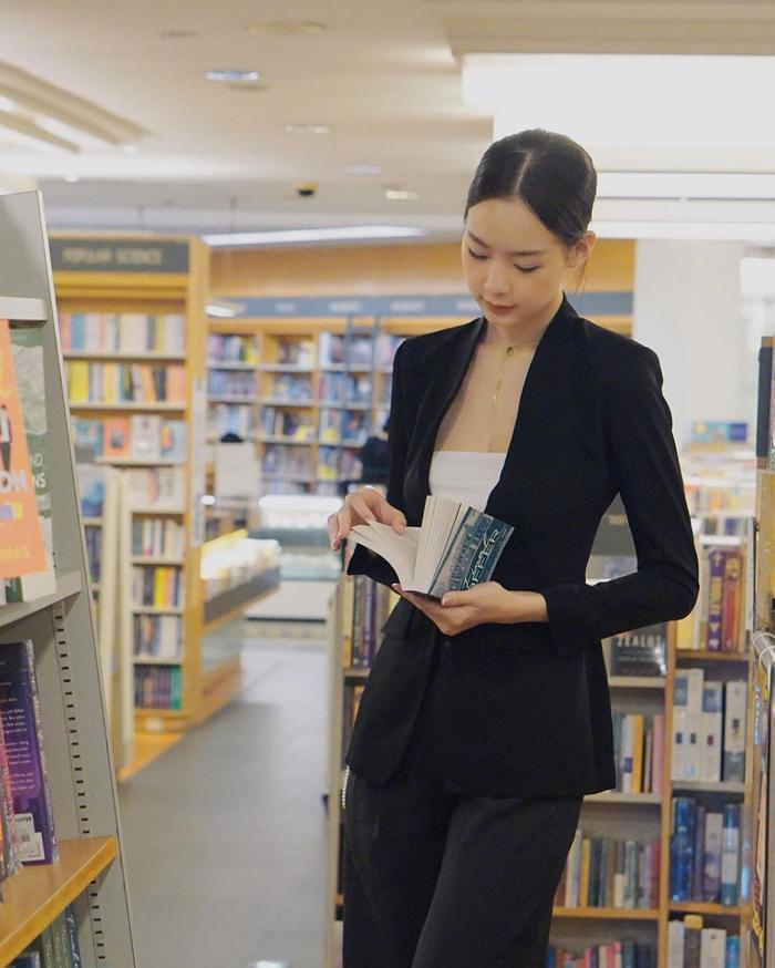 Tháng 10 sắp tới, Bảo Ngọc sẽ chuyển giao lại vương miện Hoa hậu Liên lục địa 2022 cho người kế nhiệm.